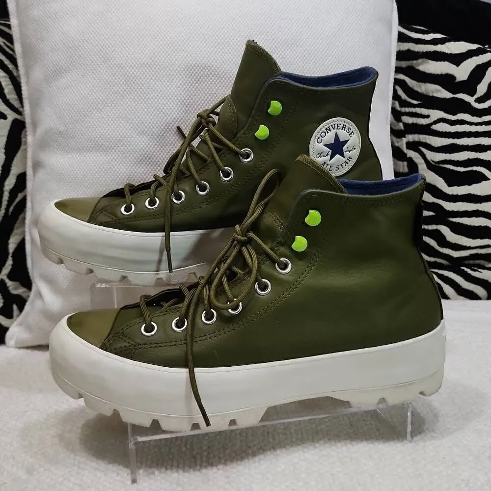 Converse Women's All-Star Lugged Winter  Size 10.5